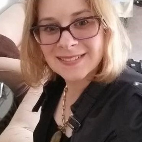 Meet your Posher, Blake - Picture 3 of 5